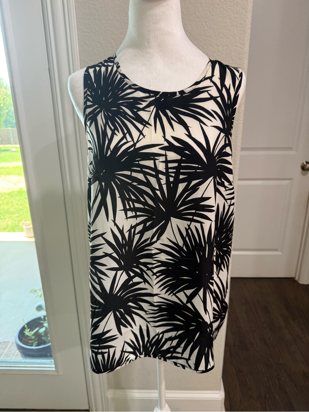 Michael Kors Black and White Zip-Back Top with Gold Hardware  size M
